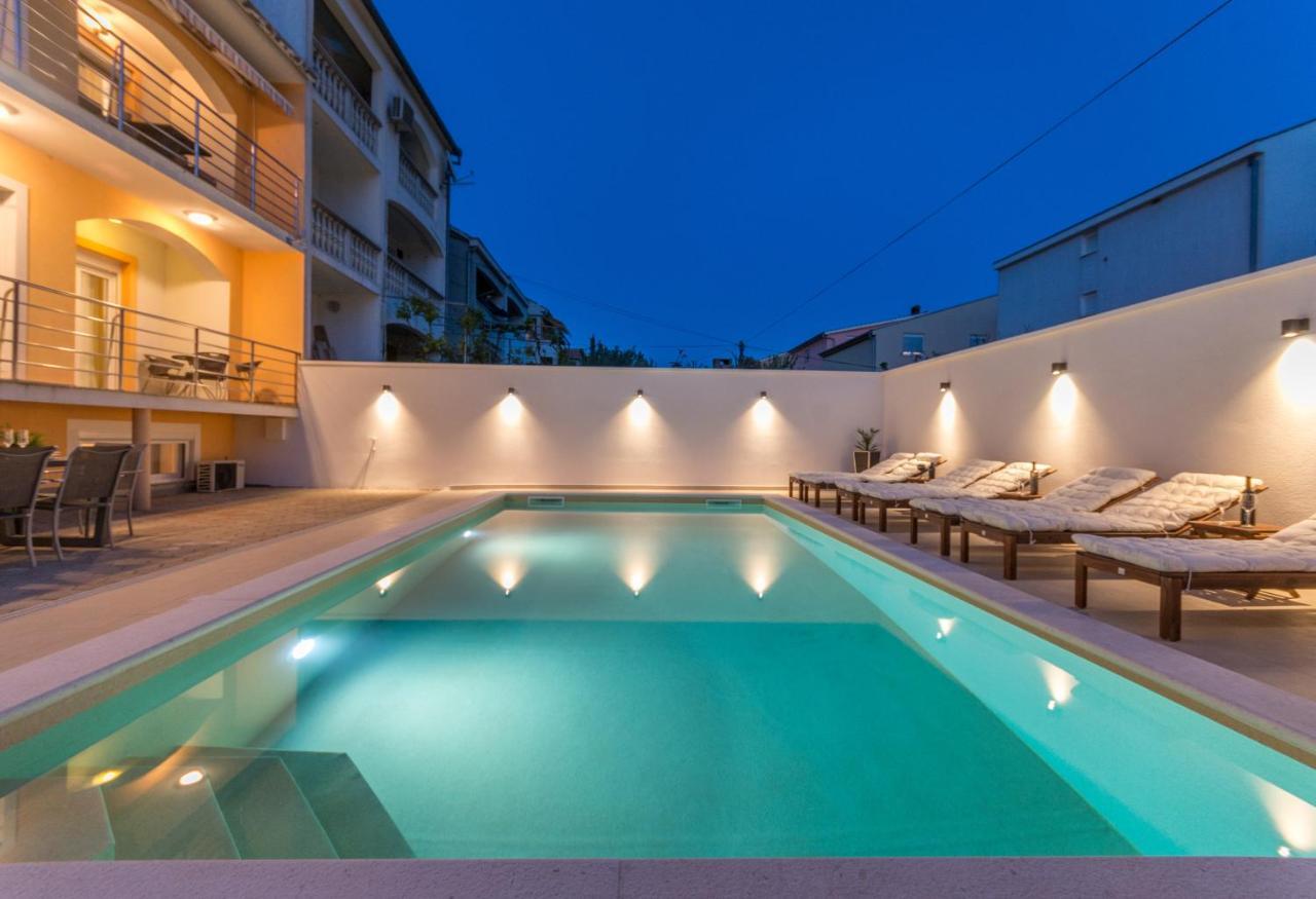 Pavla With Pool Apartment Zadar