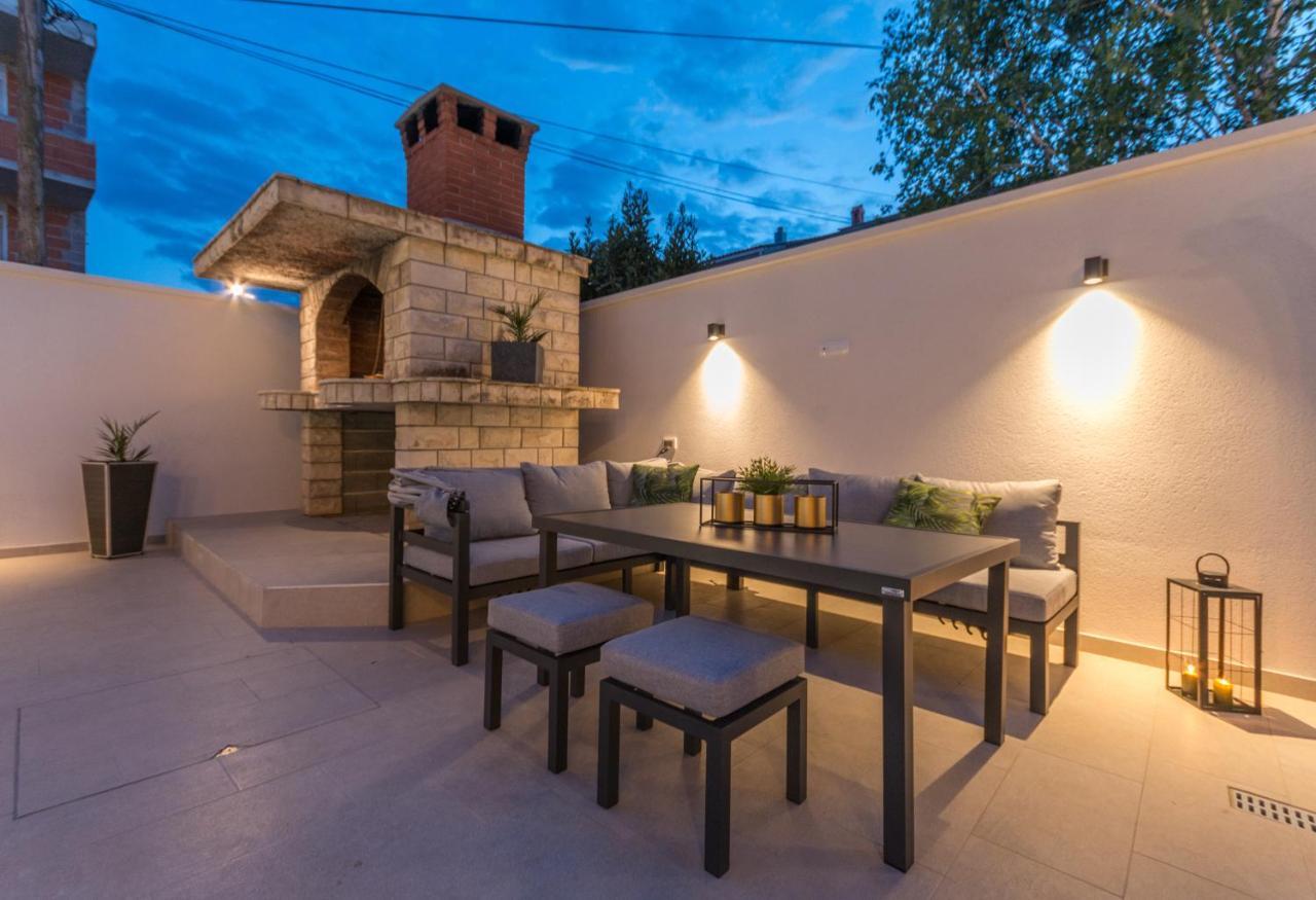 Apartment Pavla With Pool *
