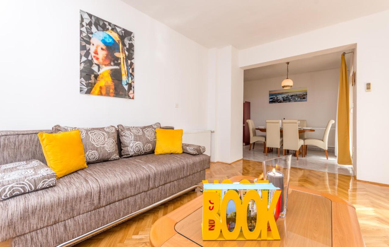 Appartement Pavla With Pool Zadar