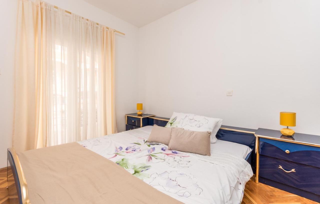 Appartement Pavla With Pool